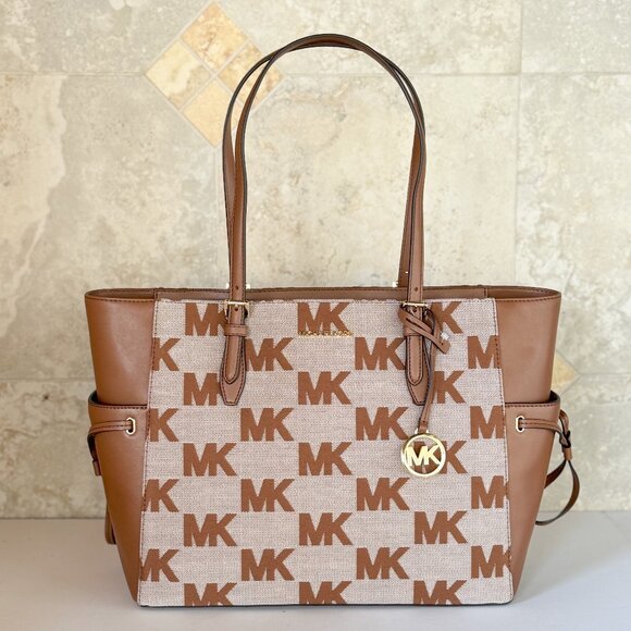 Michael Kors Gilly LG Drawstring Travel Tote Shoulder Bag MK Graphic Logo Brown - Picture 2 of 15